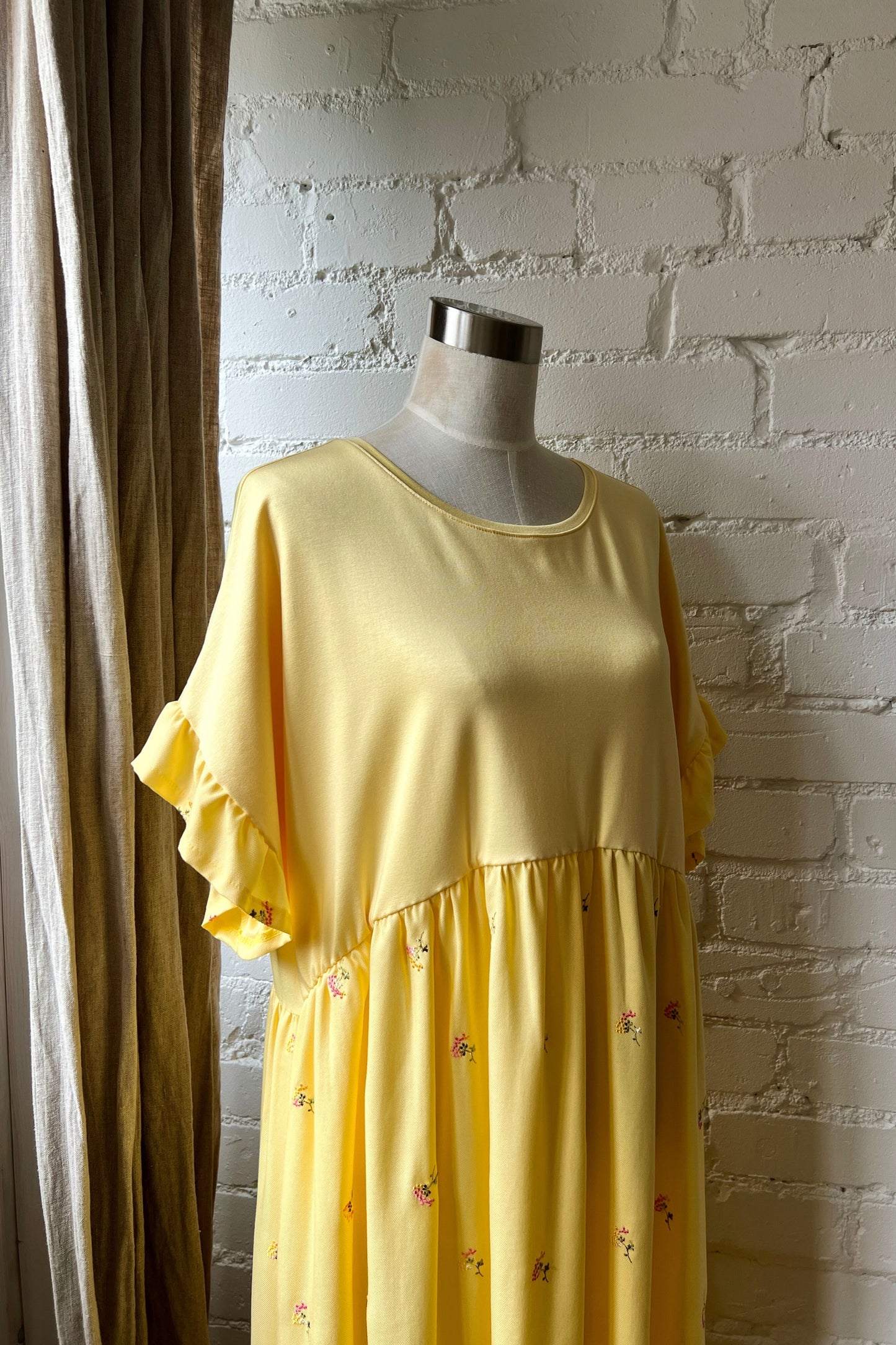 Jelsa mekko, Limited edition
